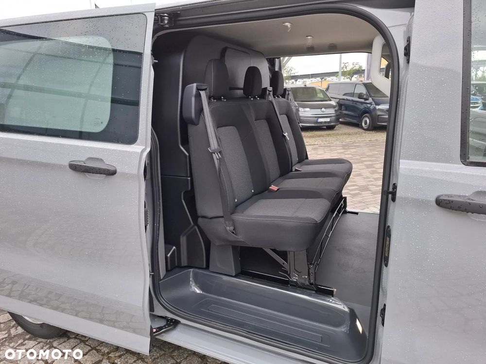 Volkswagen Transporter PLUS - 7