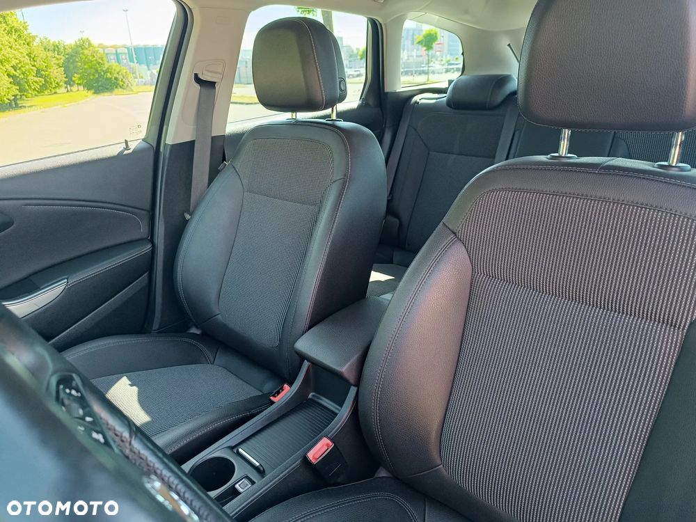 Opel Astra 1.4 Turbo - 26