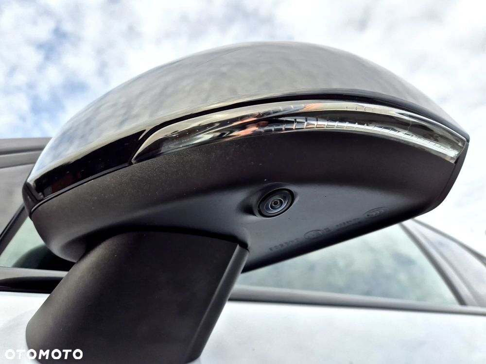 Volvo XC 40 T3 R-Design - 14
