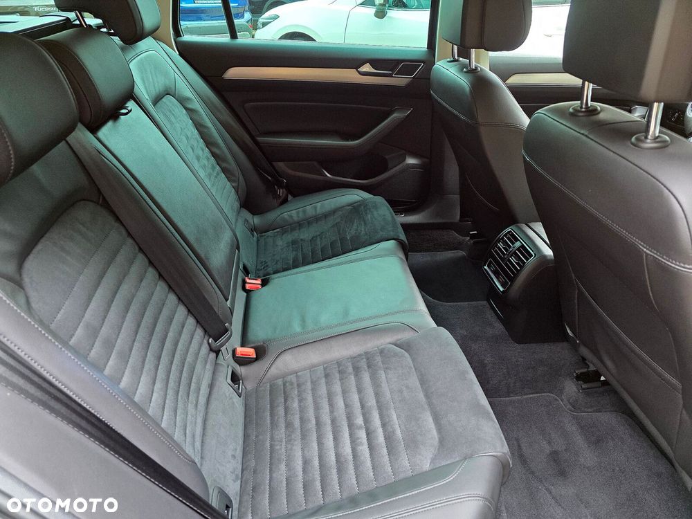 Volkswagen Passat Variant - 15