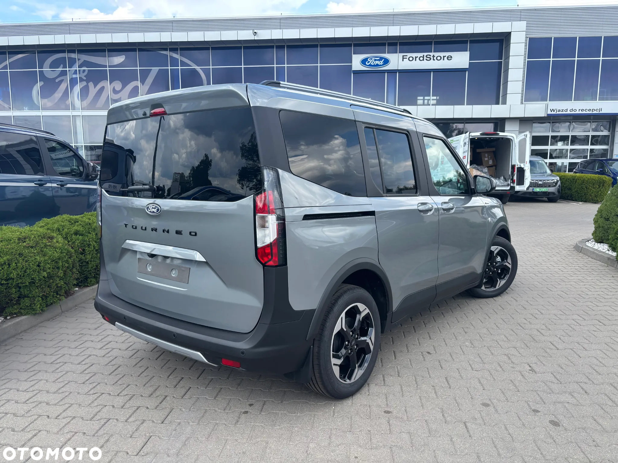 Ford Tourneo Courier - 7