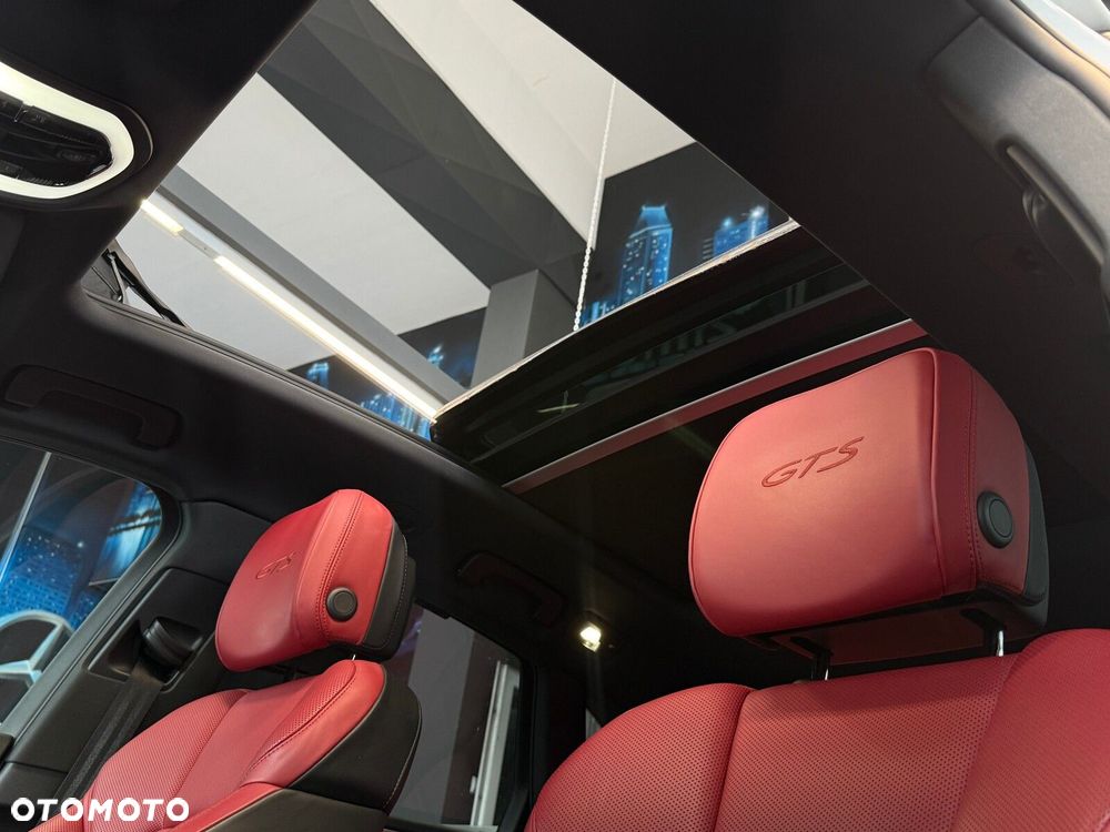 Porsche Macan - 27