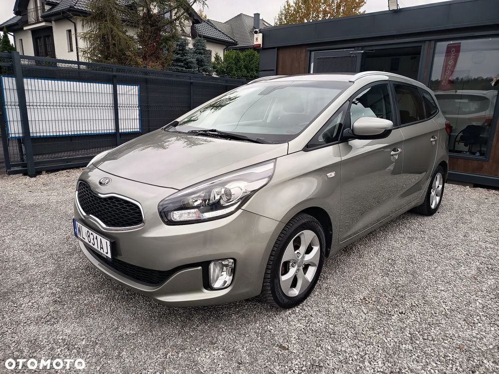 Kia Carens