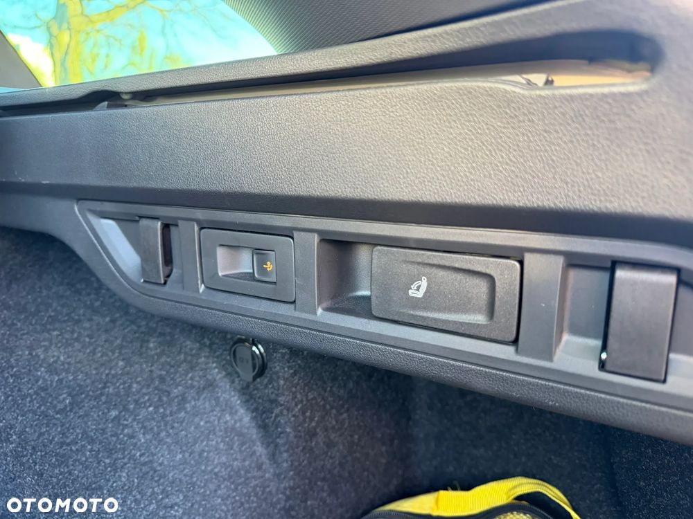 Skoda Octavia 2.0 TSI RS DSG - 24