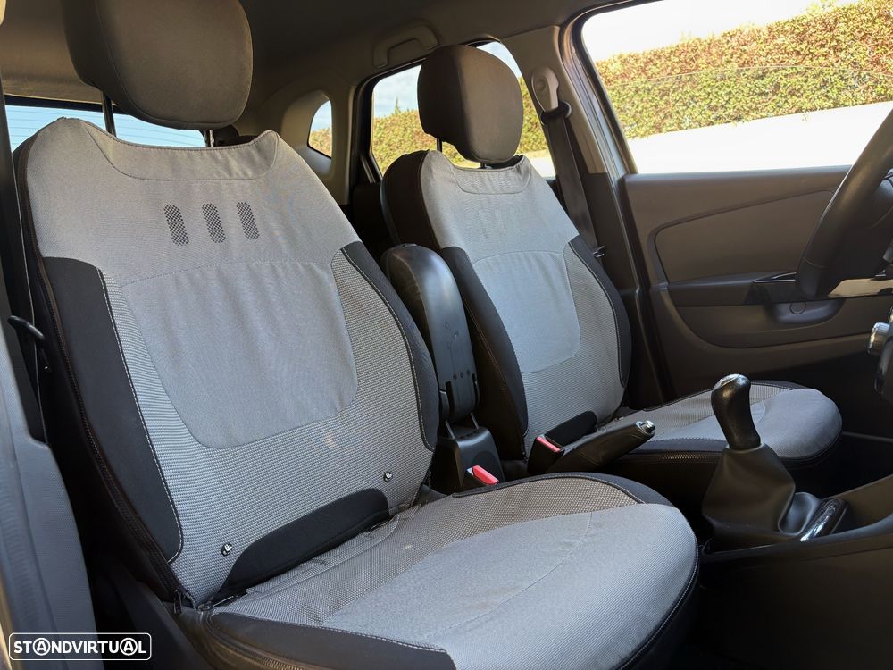 Renault Captur 1.5 dCi Exclusive - 7
