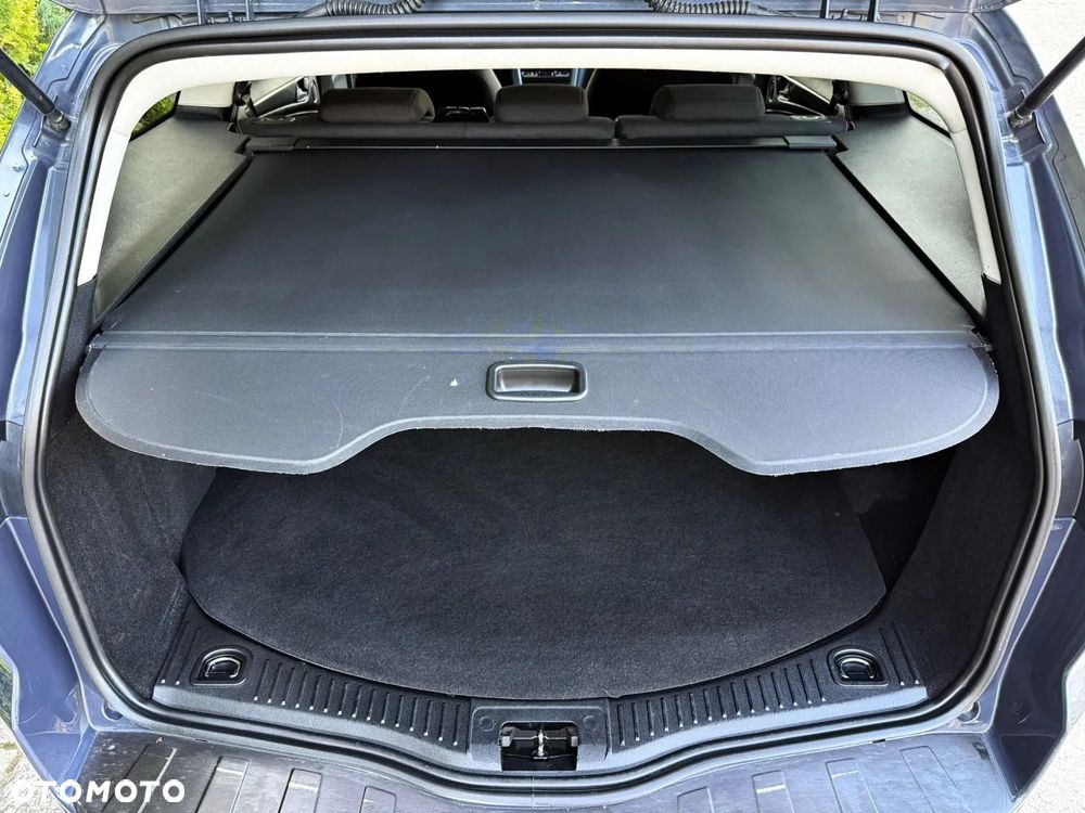 Ford Mondeo - 39