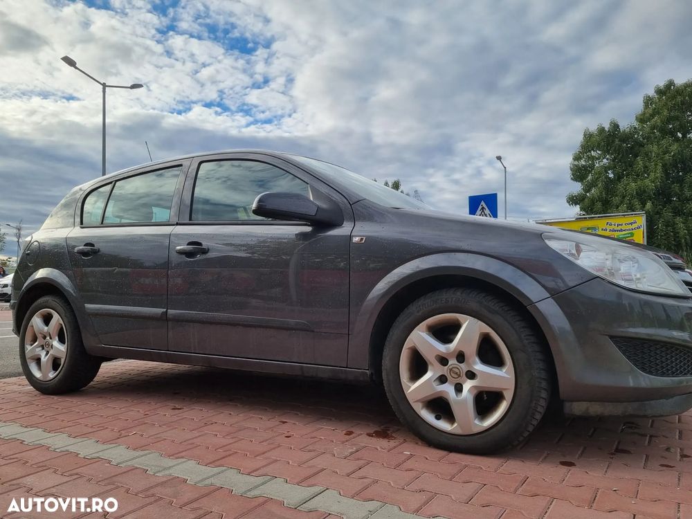 Opel Astra 1.7 CDTI Elegance - 2