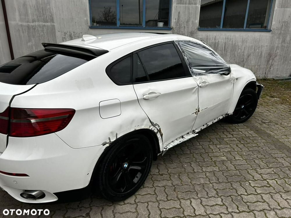 BMW X6 - 28