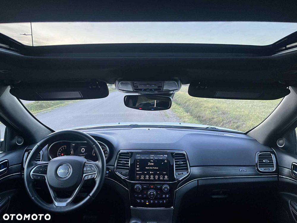 Jeep Grand Cherokee - 10