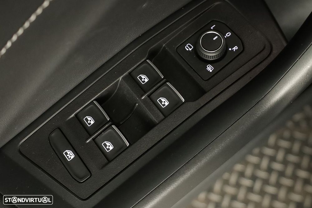 VW T-Roc 1.0 TSI Black Style - 19