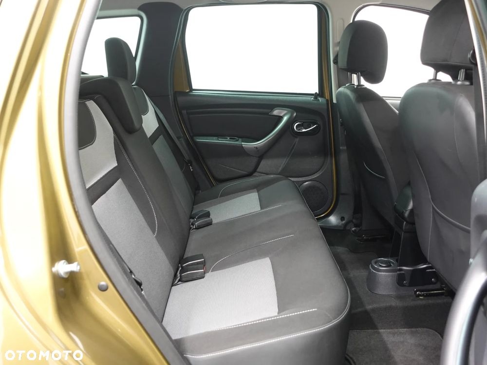 Dacia Duster SCe 115 4x2 Laureate - 25