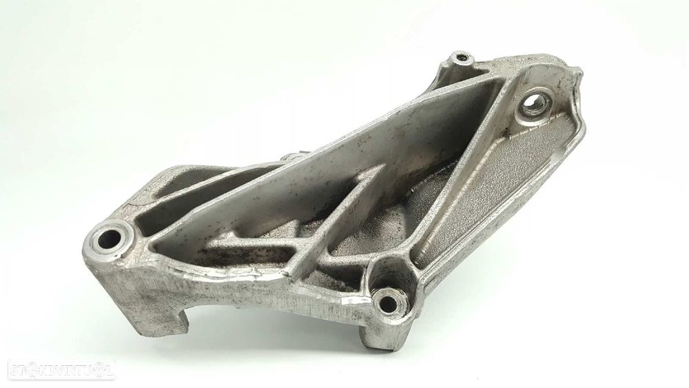 SUPORTE CAIXA VOLKSWAGEN TOUAREG (7LA) TDI R5 - 3