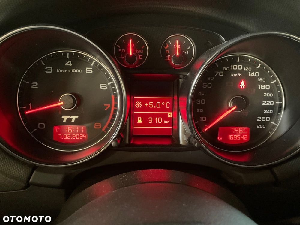 Audi TT Roadster - 22