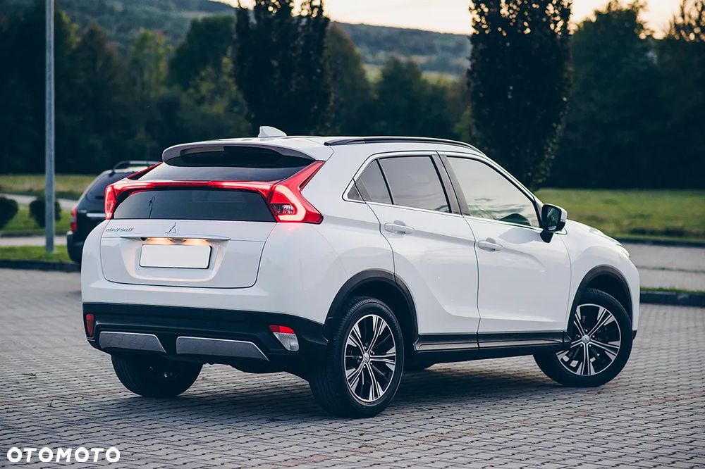 Mitsubishi Eclipse Cross 1.5 T-MIVEC (ClearTec) CVT 2WD Plus - 3