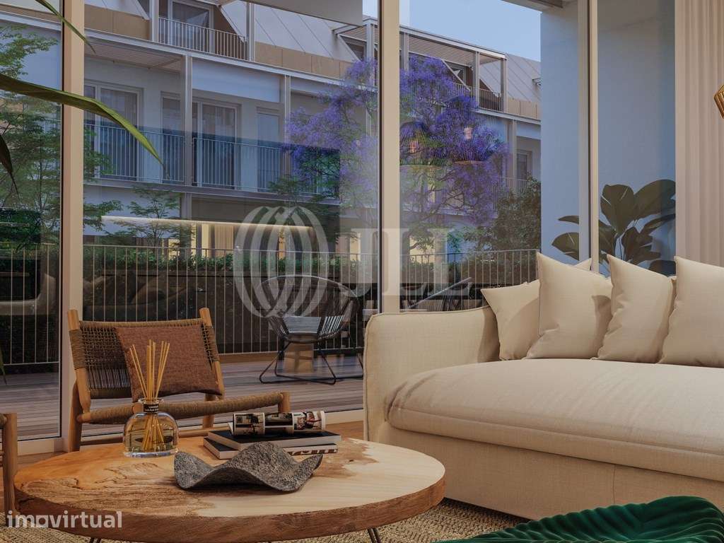 Apartamento T2, com garagem, junto ao Saldanha, Lisboa - Grande imagem: 3/22