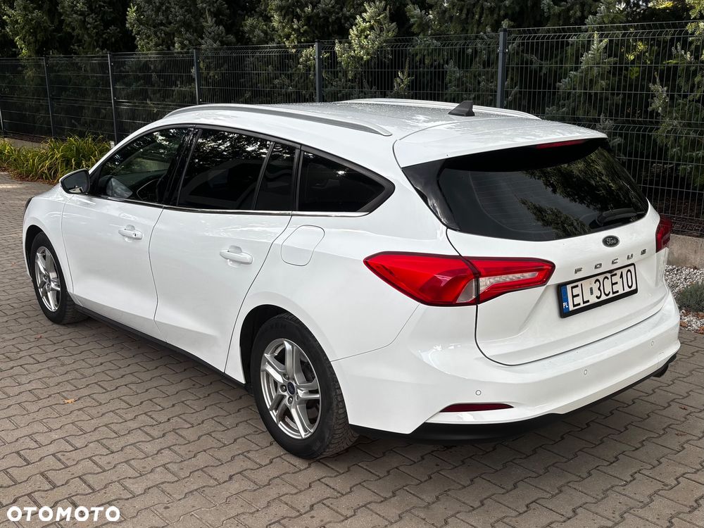 Ford Focus - 4