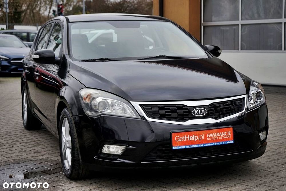 Kia Ceed 1.6 CRDi 90 ISG Spirit - 12