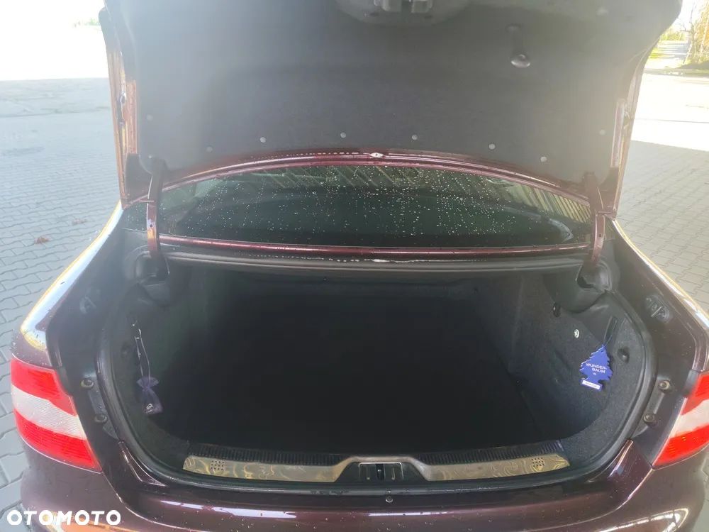 Skoda Superb 2.0 TDI Elegance - 8