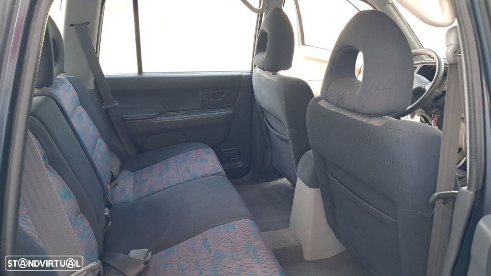 Mitsubishi Pajero Sport 2.5 TD GLS - 24