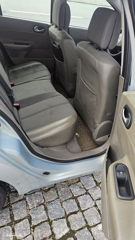 Renault Mégane 1.5 dCi L. Dynamique - 9