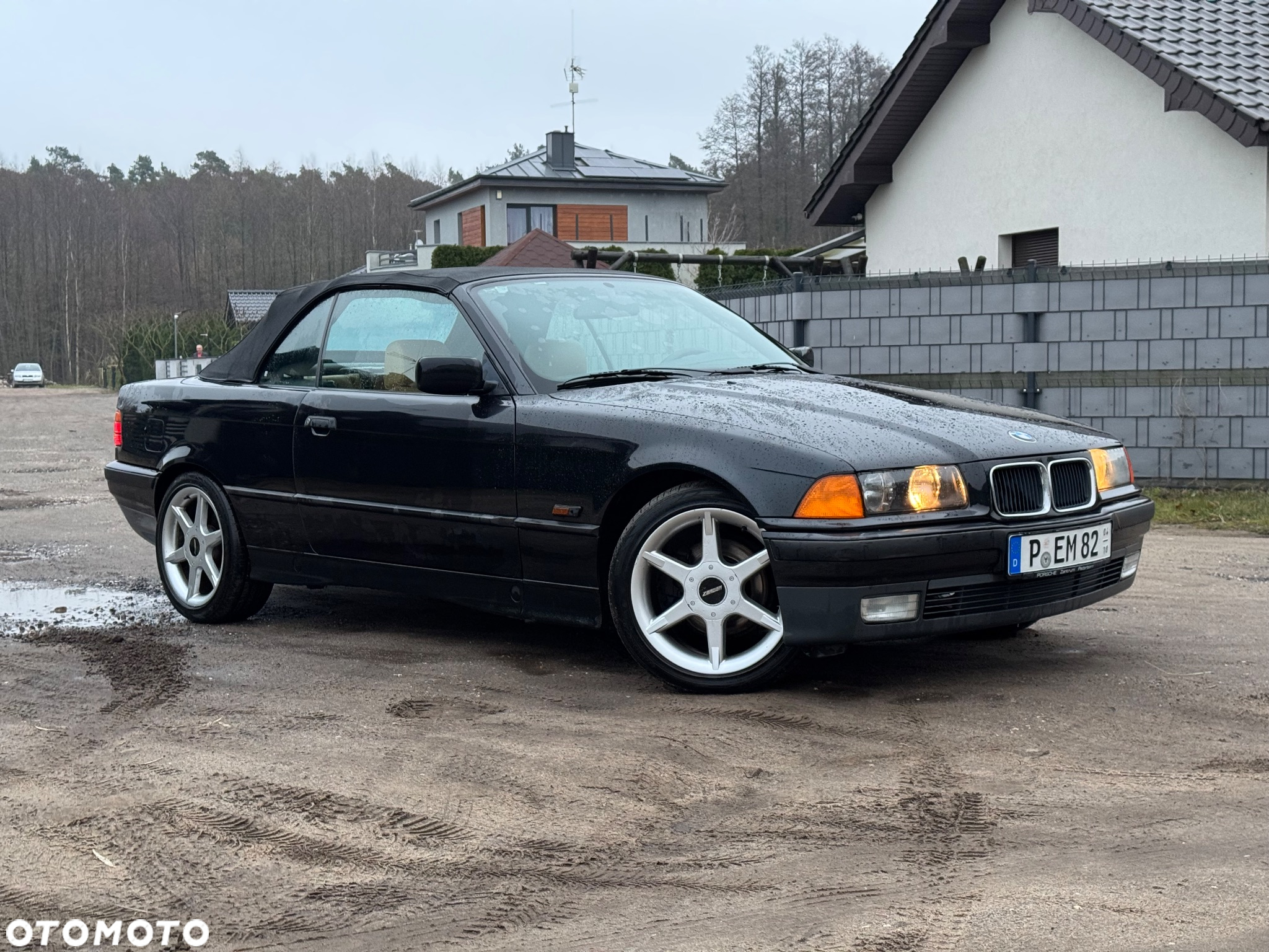 BMW Seria 3 318i Cabriolet - 12
