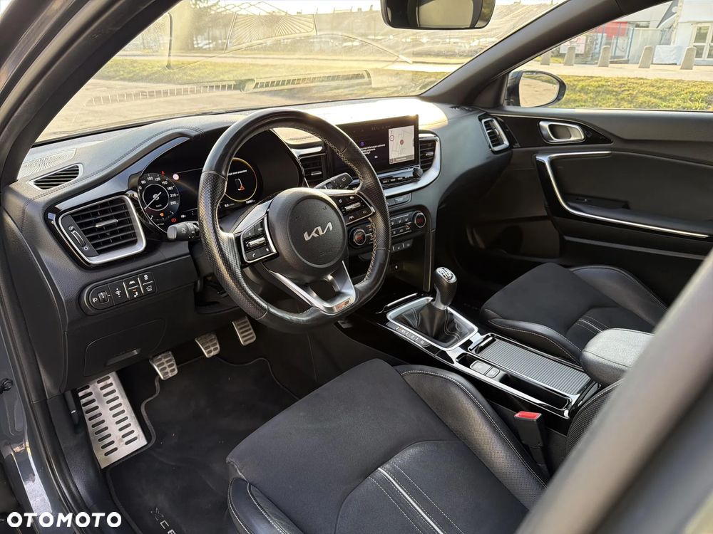 Kia XCeed 1.5 T-GDI GT-Line - 10