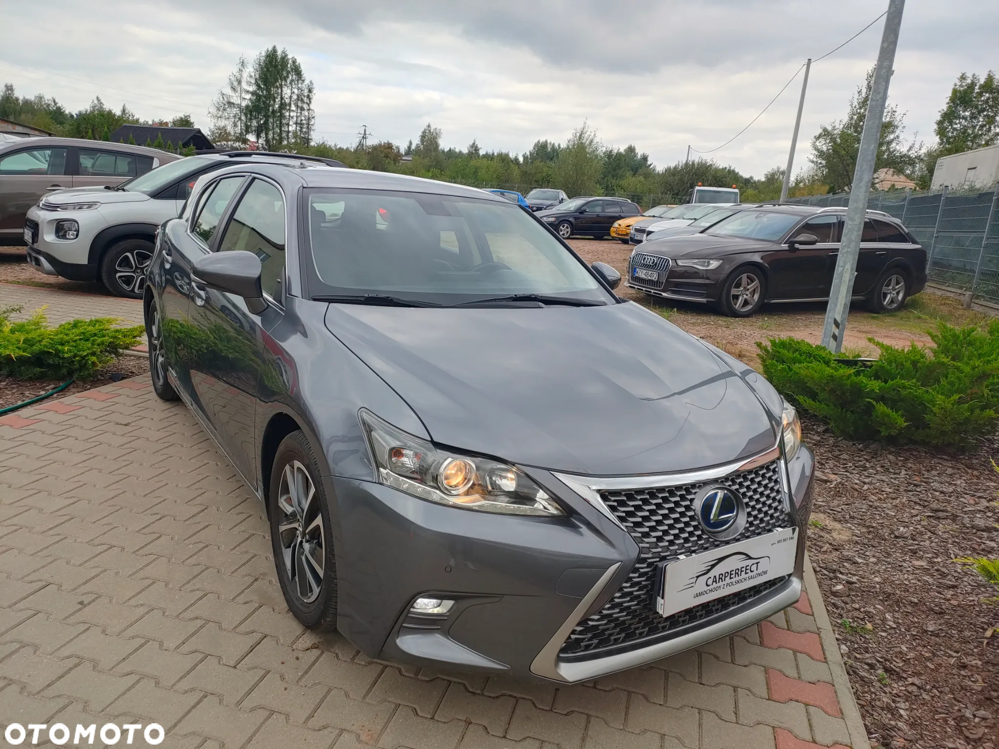 Lexus CT - 8