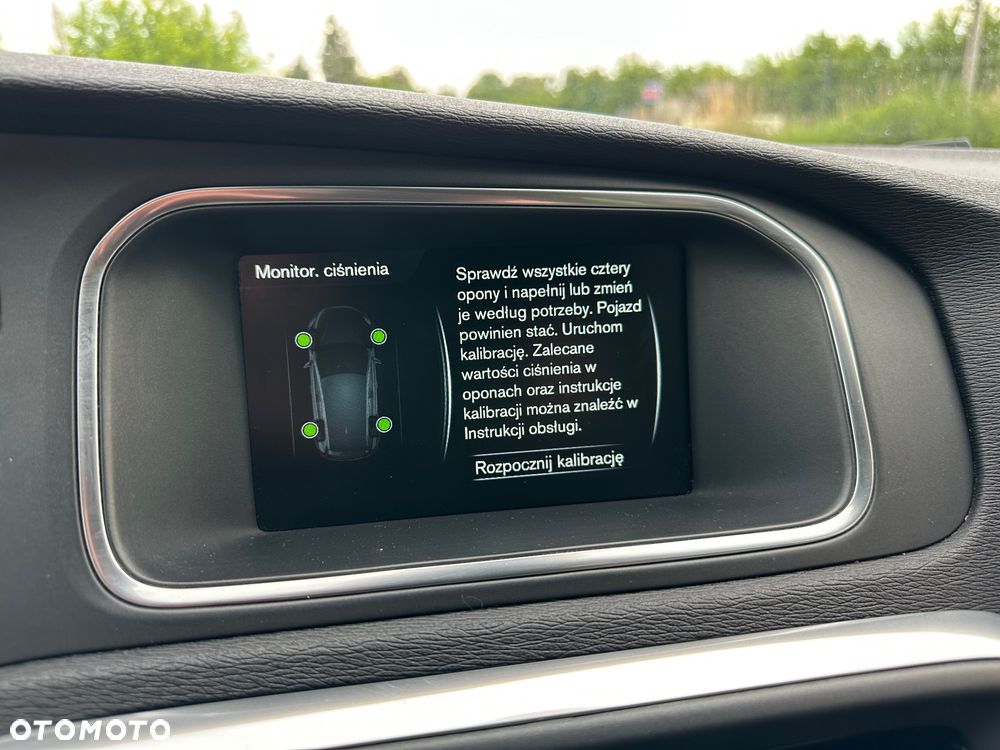 Volvo V40 D2 Momentum - 30