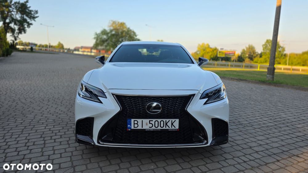 Lexus LS - 11