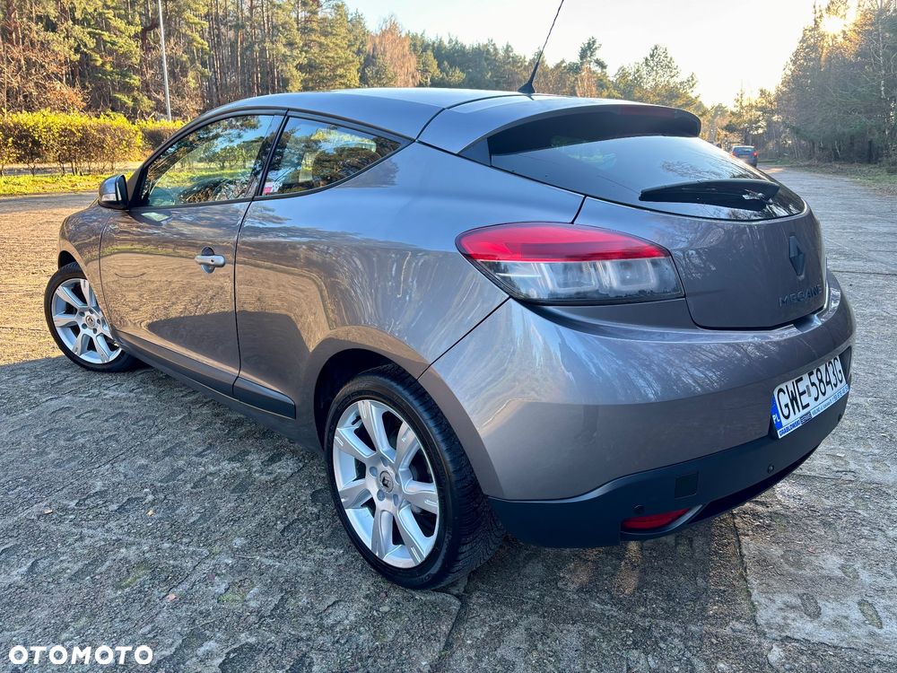 Renault Megane TCe 180 Dynamique - 9