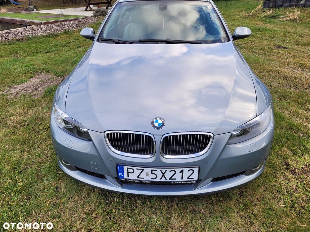 BMW Seria 3 325i Coupe - 2