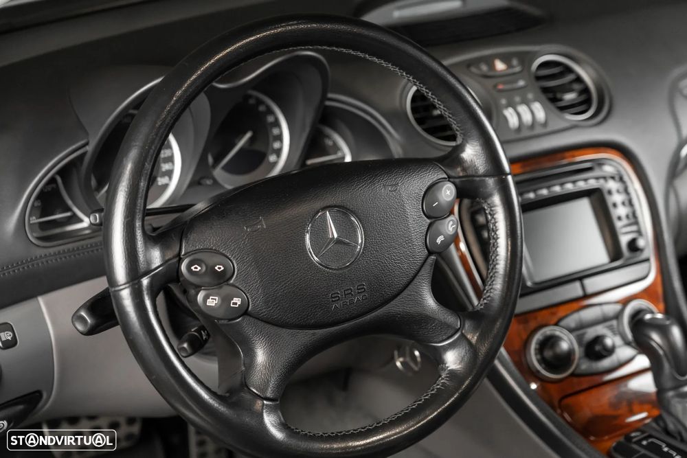 Mercedes-Benz SL 500 Standard - 13