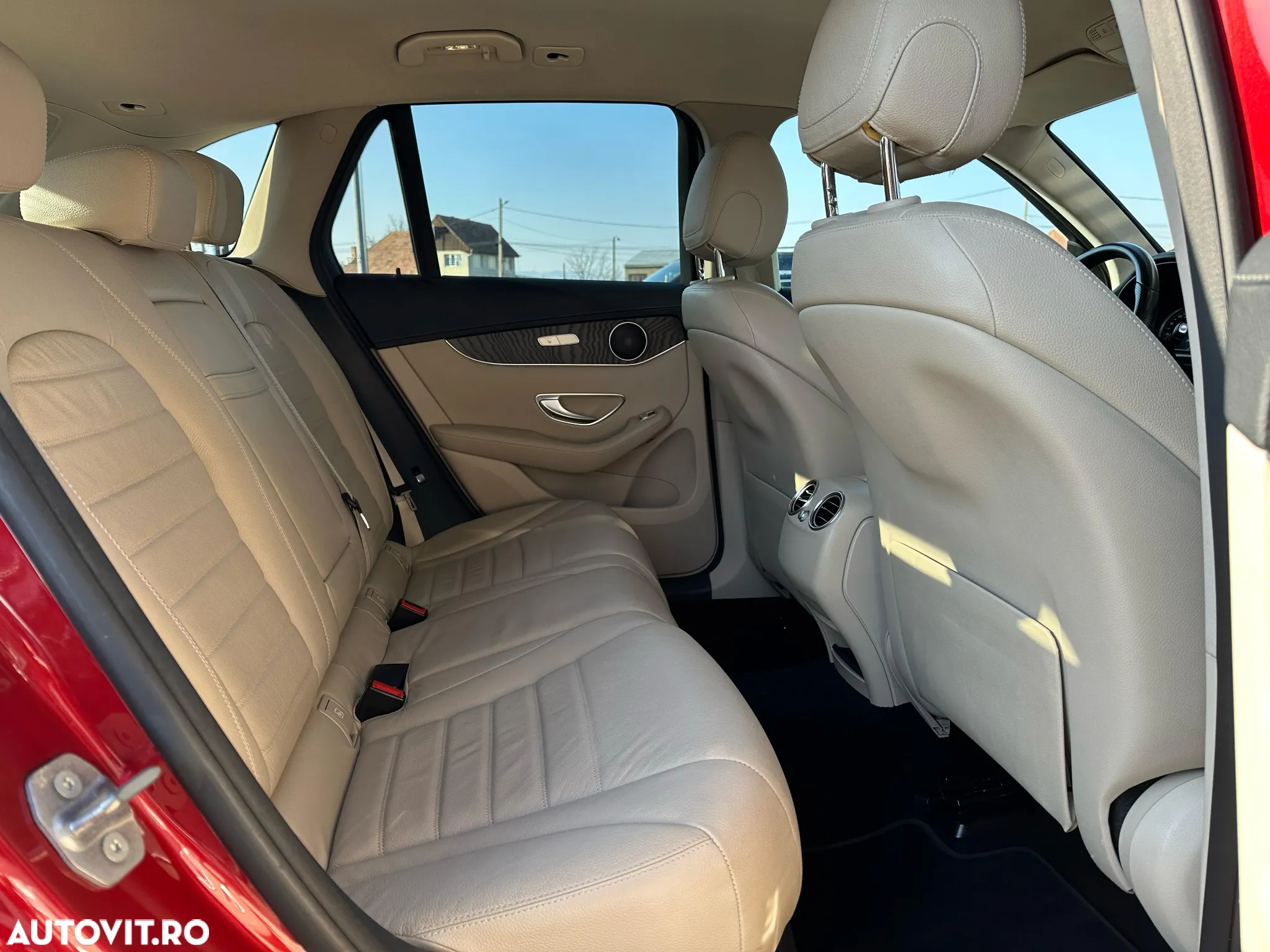 Mercedes-Benz GLC 250 d 4MATIC - 15