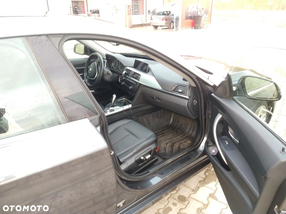 BMW 3GT 320d xDrive Business Edition - 16