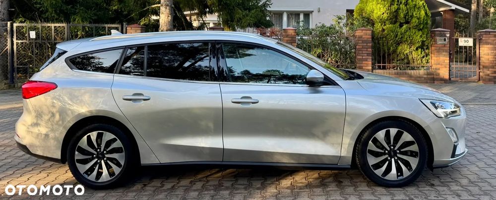 Ford Focus Turnier 1.5 EcoBlue Start-Stopp-System TITANIUM - 9