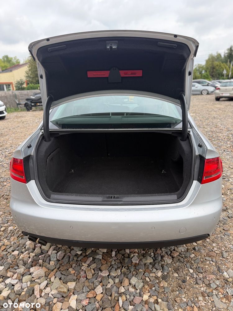 Audi A4 Limousine - 25