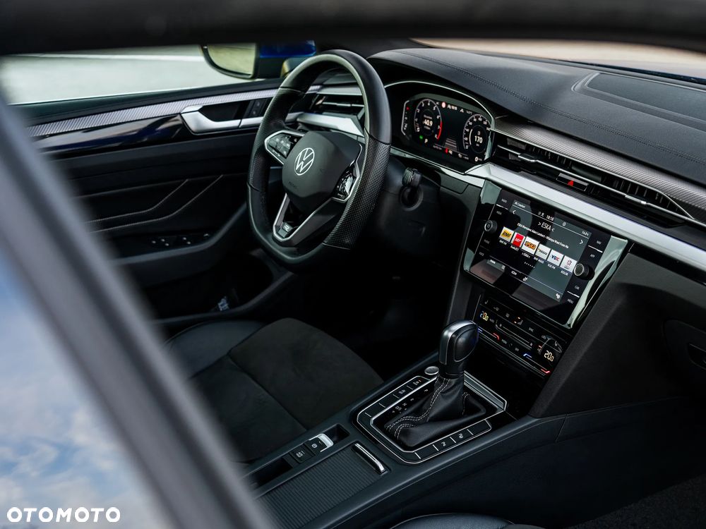 Volkswagen Arteon 2.0 TSI DSG R-Line - 25