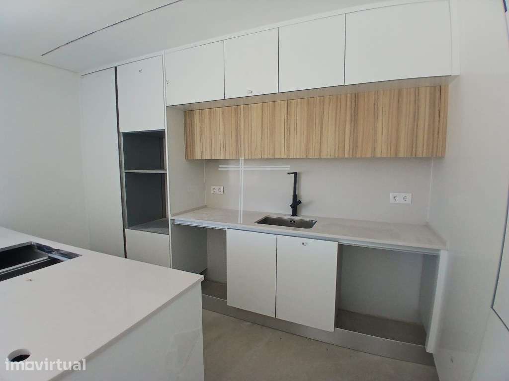 Apartamento T2, com parqueamento para 1 carro e arrecadação - Quint... - Grande imagem: 5/16