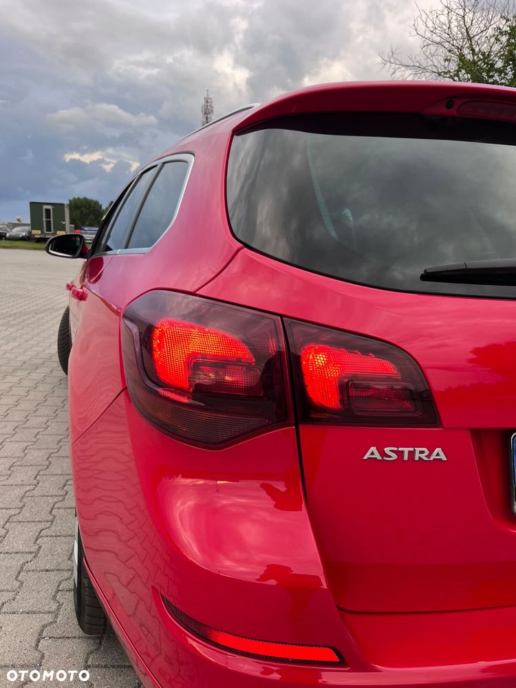 Opel Astra 1.6 Turbo Edition Sport - 10
