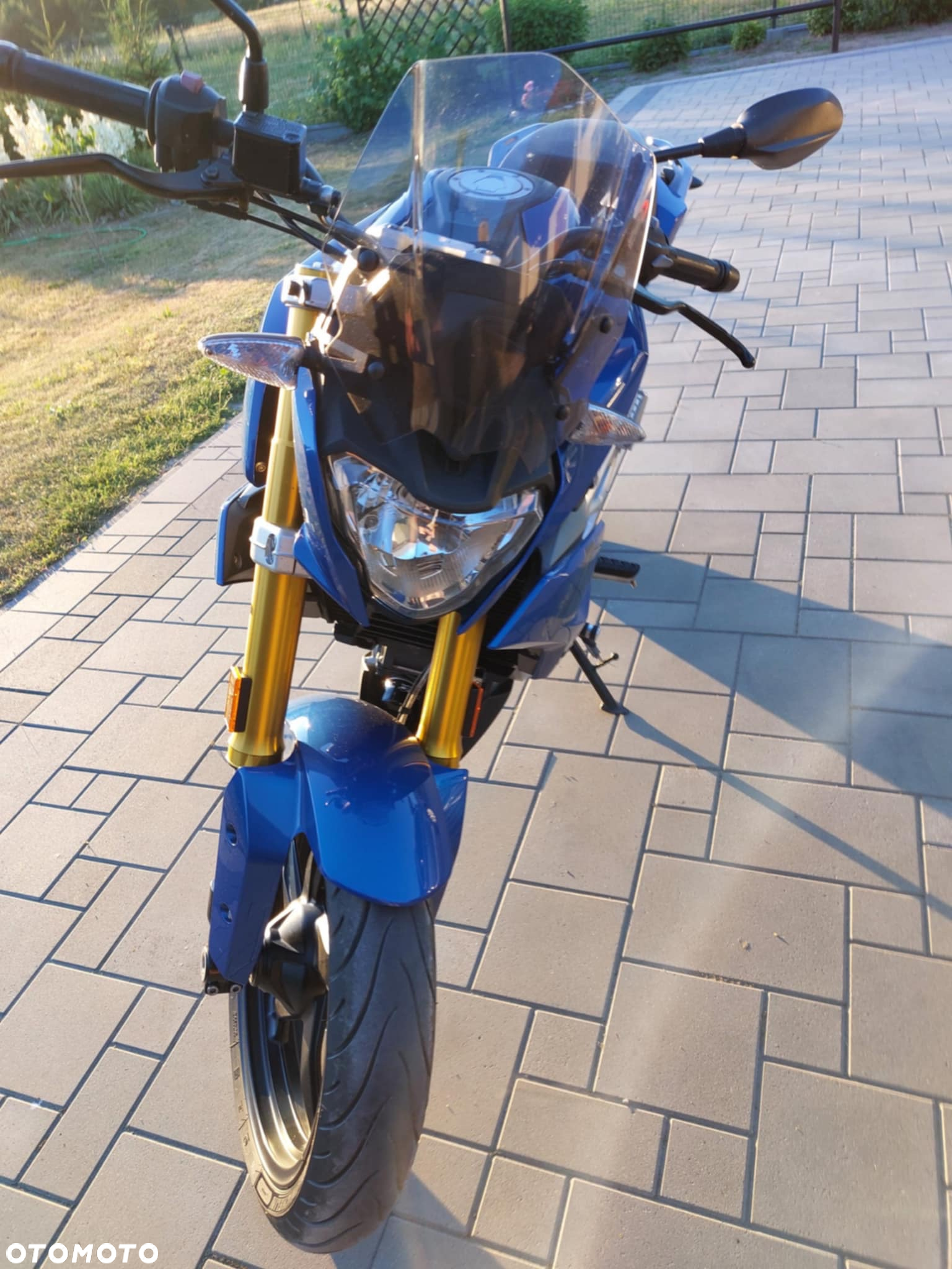 BMW G - 3