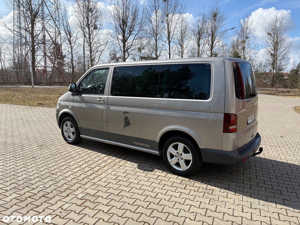 Volkswagen Multivan - 5