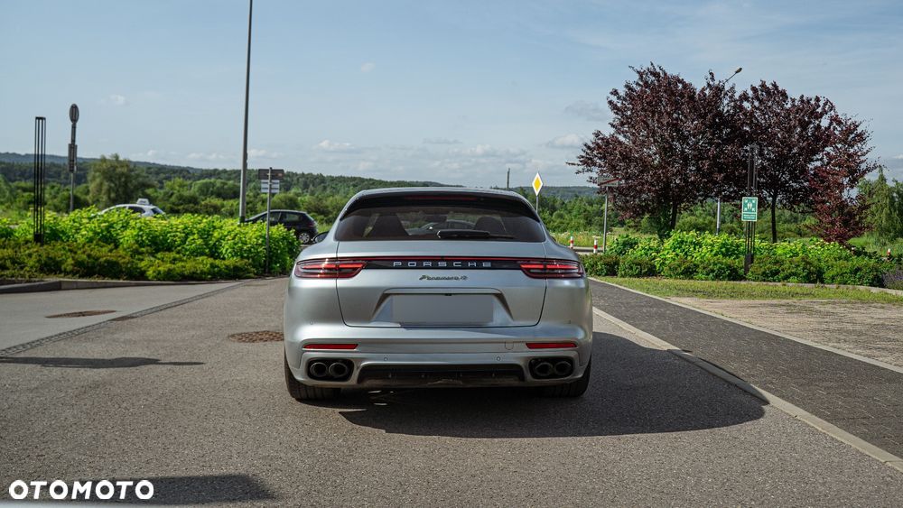 Porsche Panamera - 9