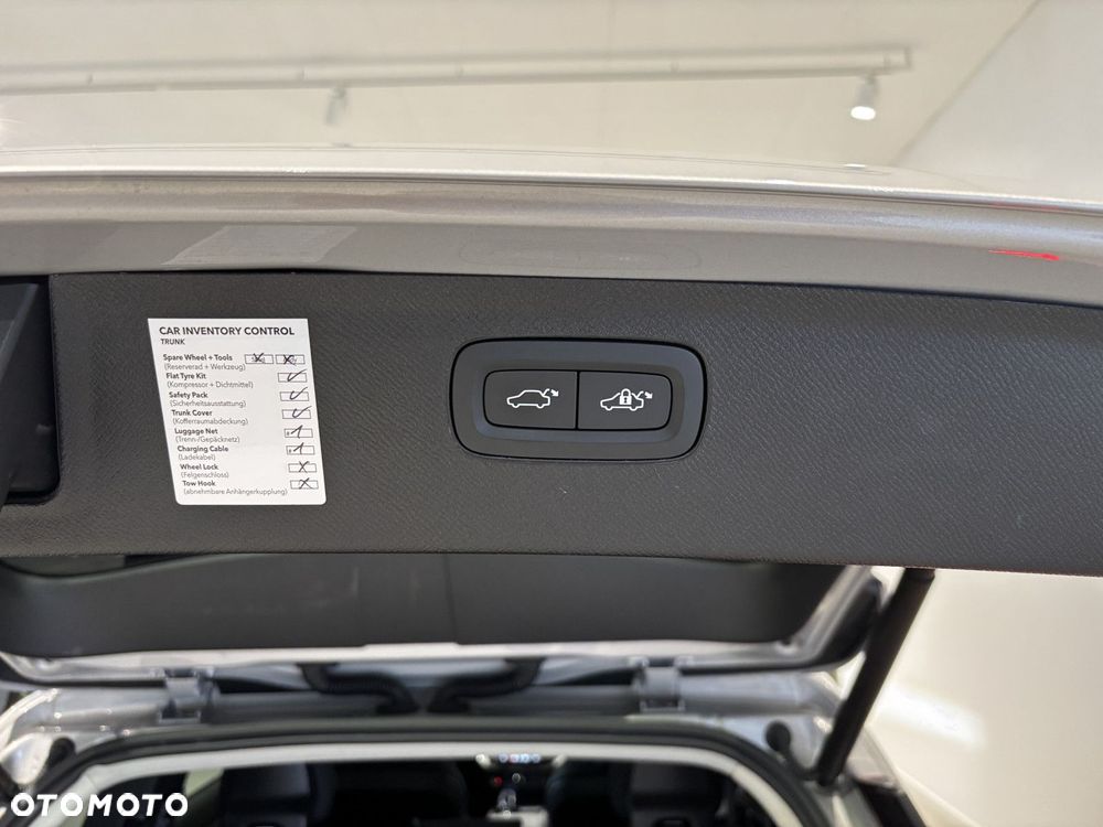 Volvo XC 90 - 26