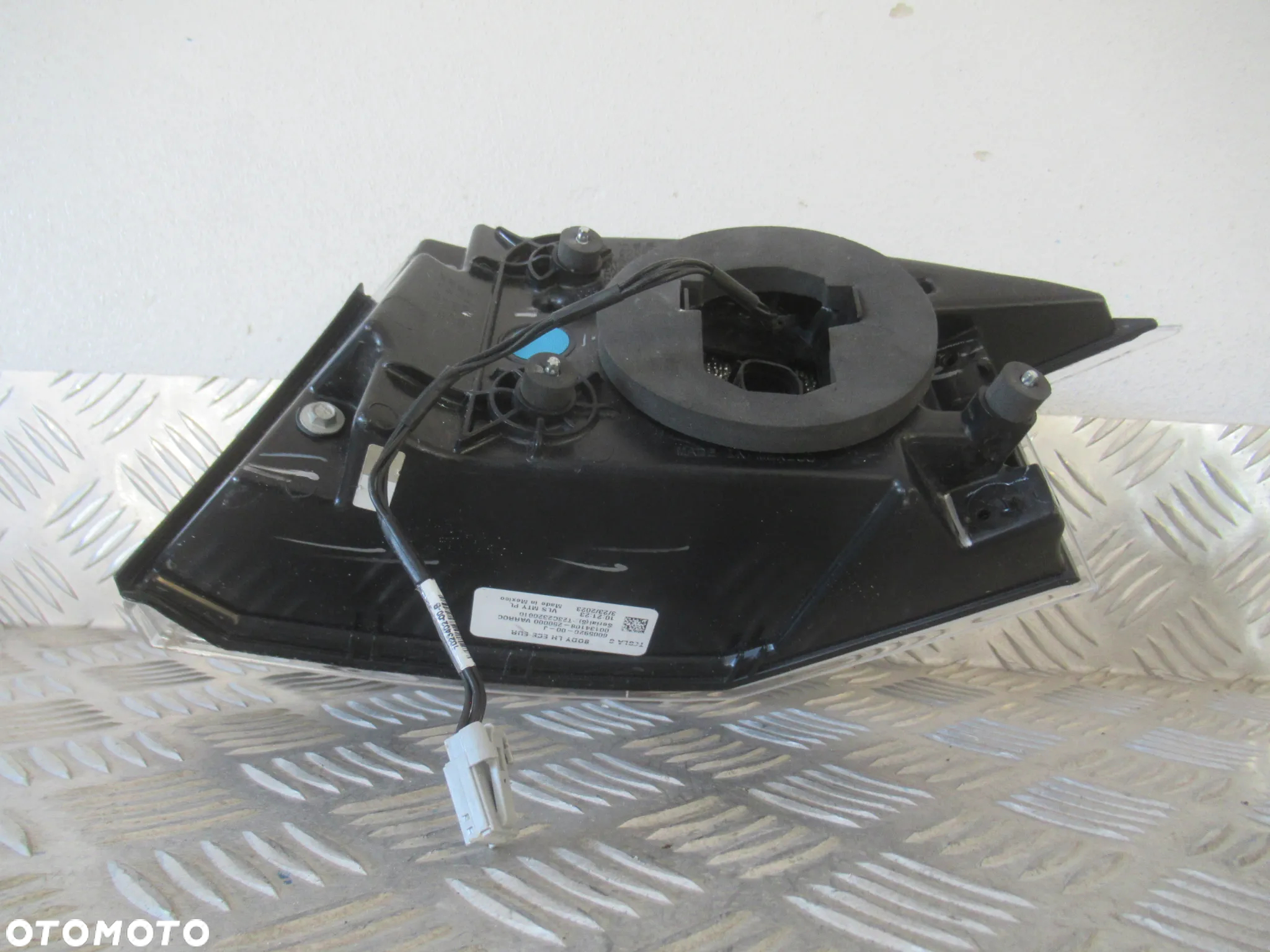 LAMPA TYLNA TYŁ LEWA TESLA MODEL S LIFT 6005920-00-J - 13
