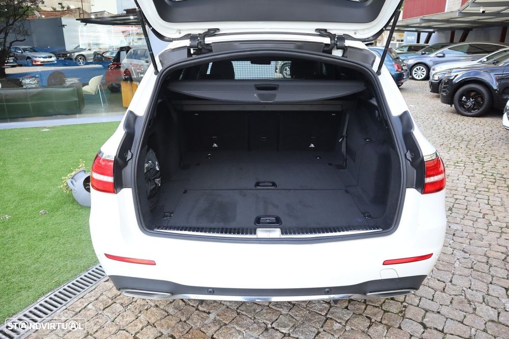 Mercedes-Benz E 220 d AMG 7L - 15