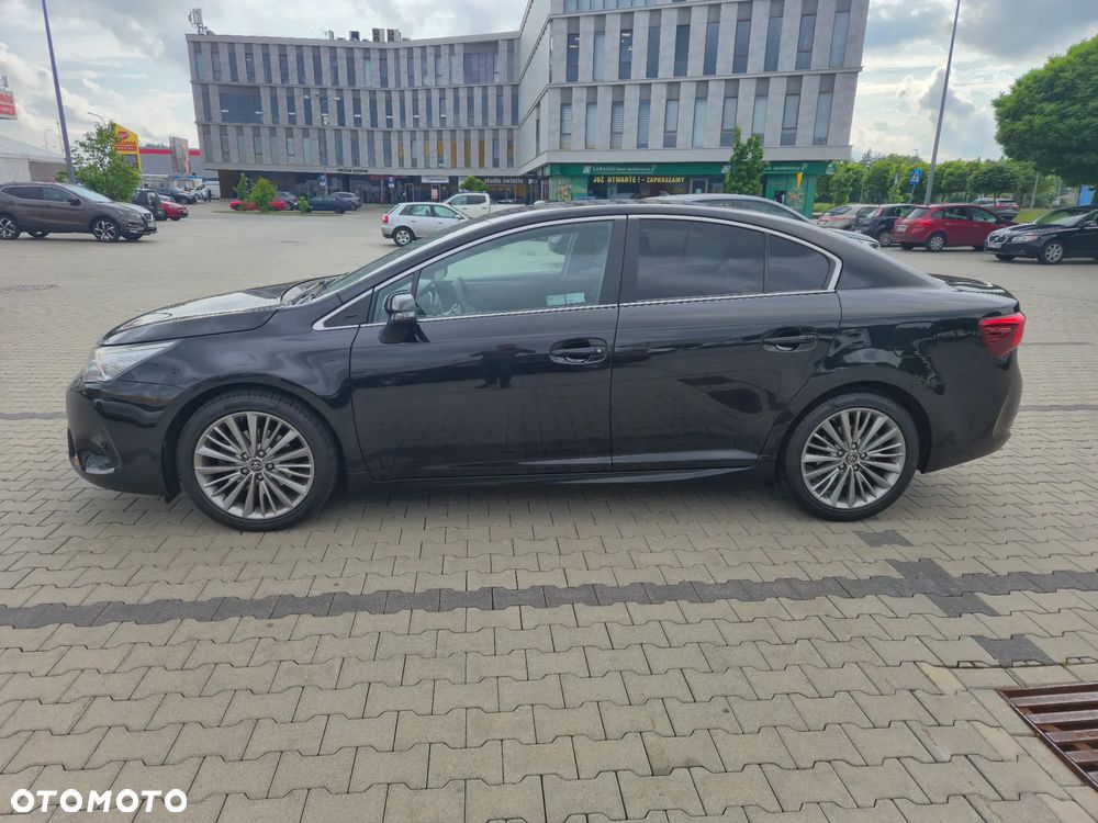 Toyota Avensis 2.0 Prestige MS - 6