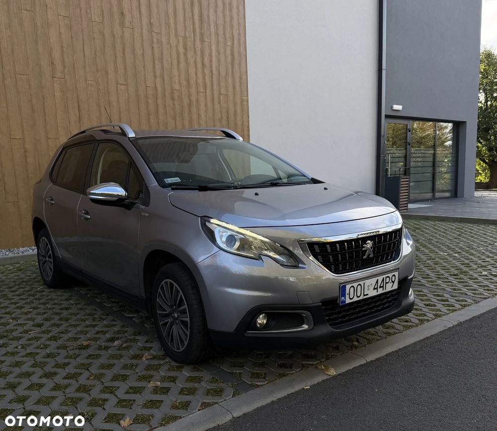Peugeot 2008 2017 photo 2