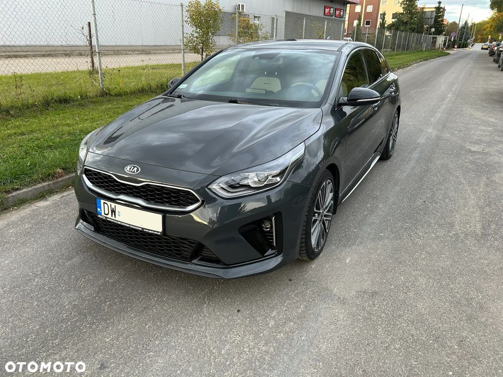 Kia Proceed