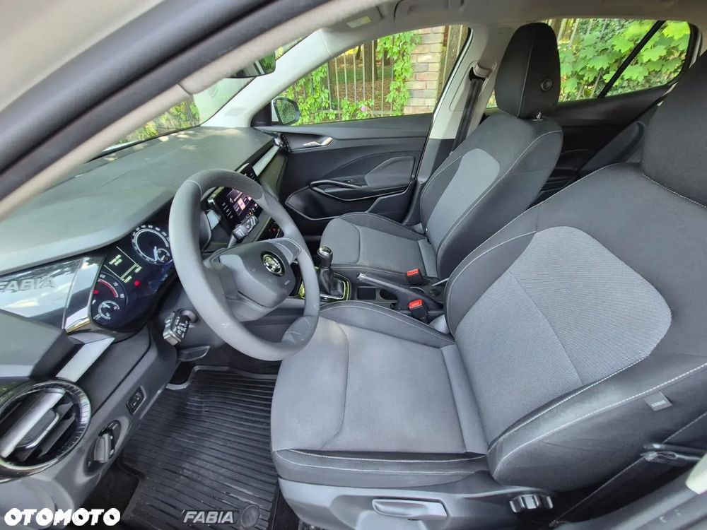 Skoda Fabia 1.0 TSI Ambition - 33