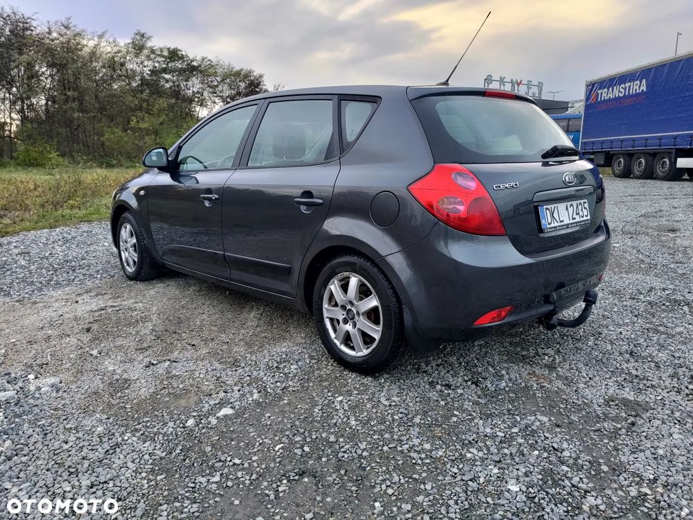 Kia Ceed 1.6 Crdi Comfort - 5